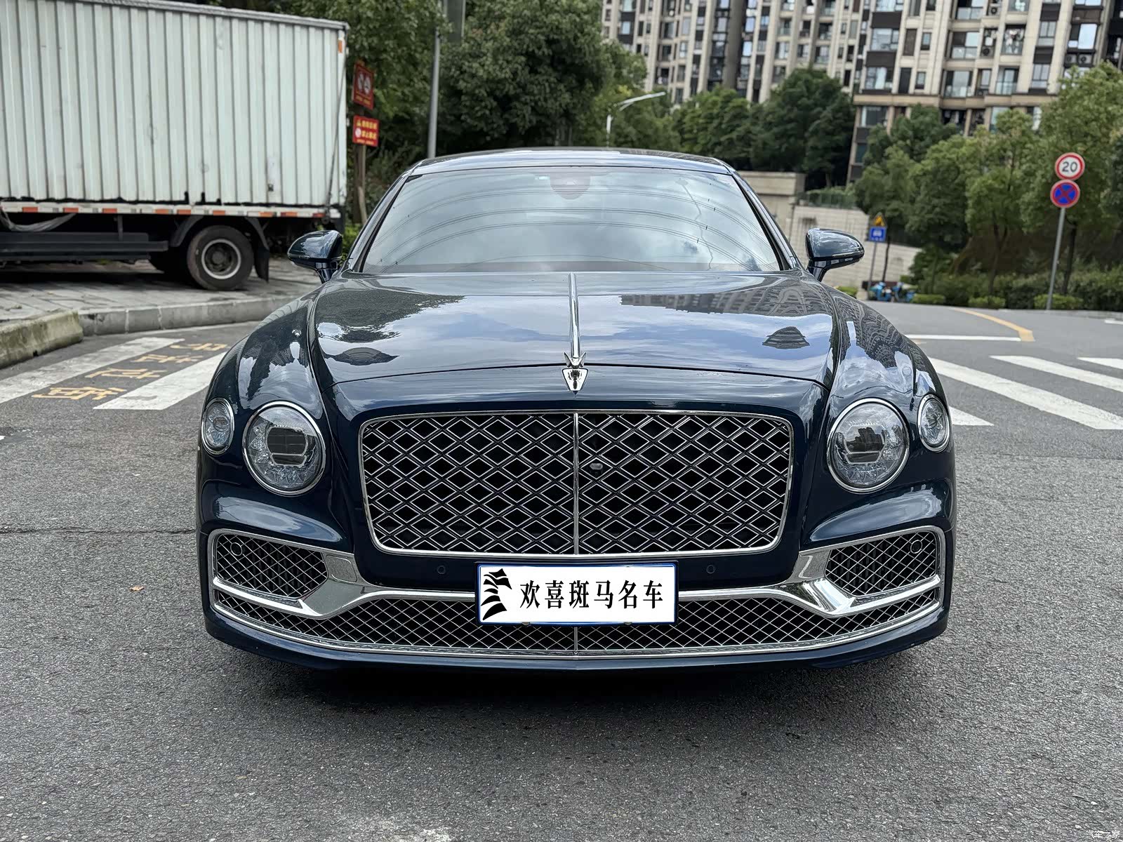 Bentley Flying Spur, 2021 2