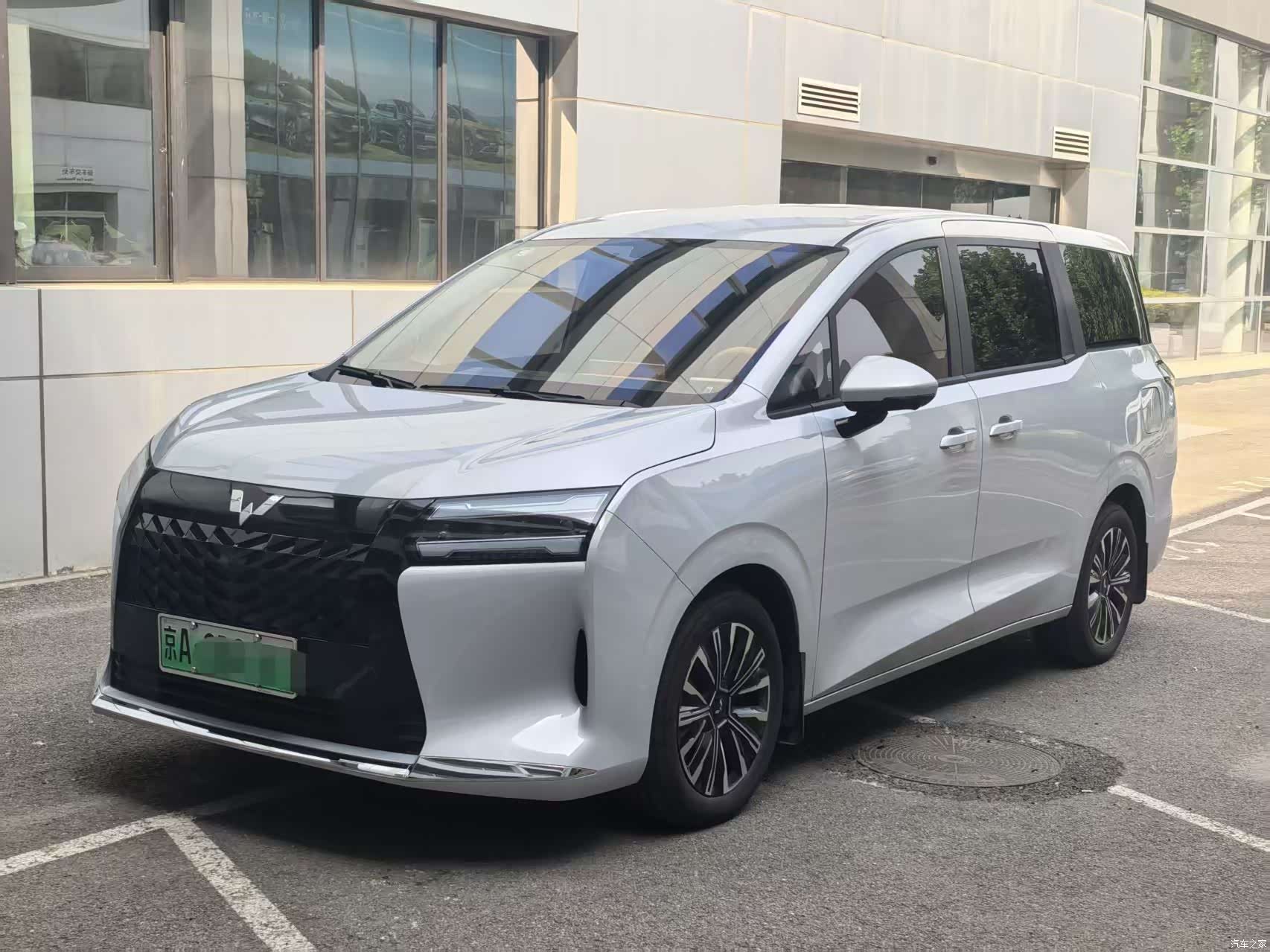Wuling 730, 2025 1