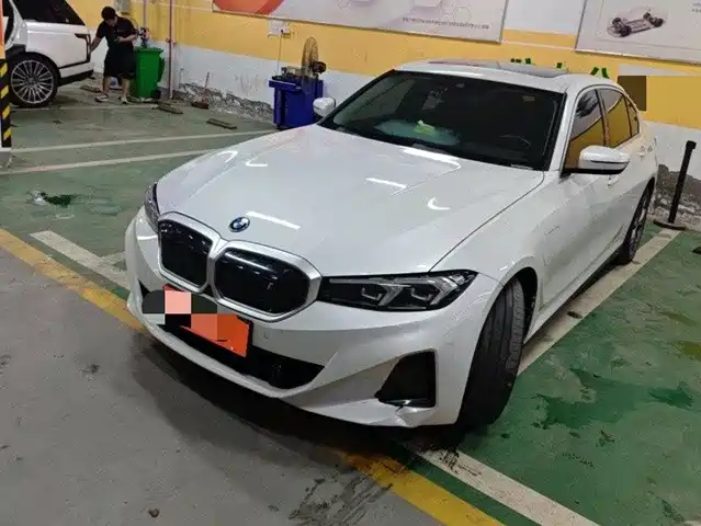 BMW i3 2023 — купить из Китая под заказ