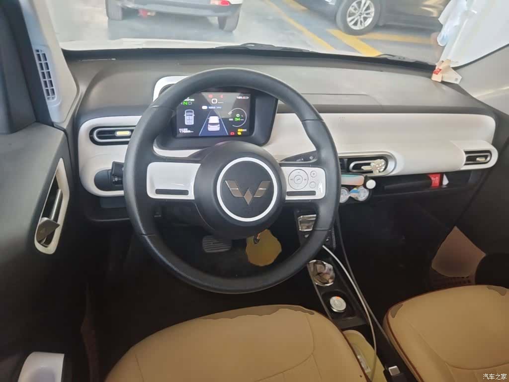 Wuling MINIEV, 2024 11