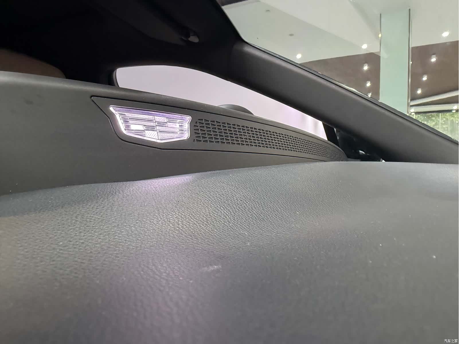 Cadillac IQ, 2023 11