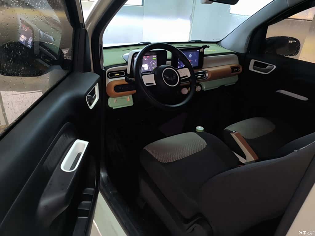Wuling MINIEV, 2024 16