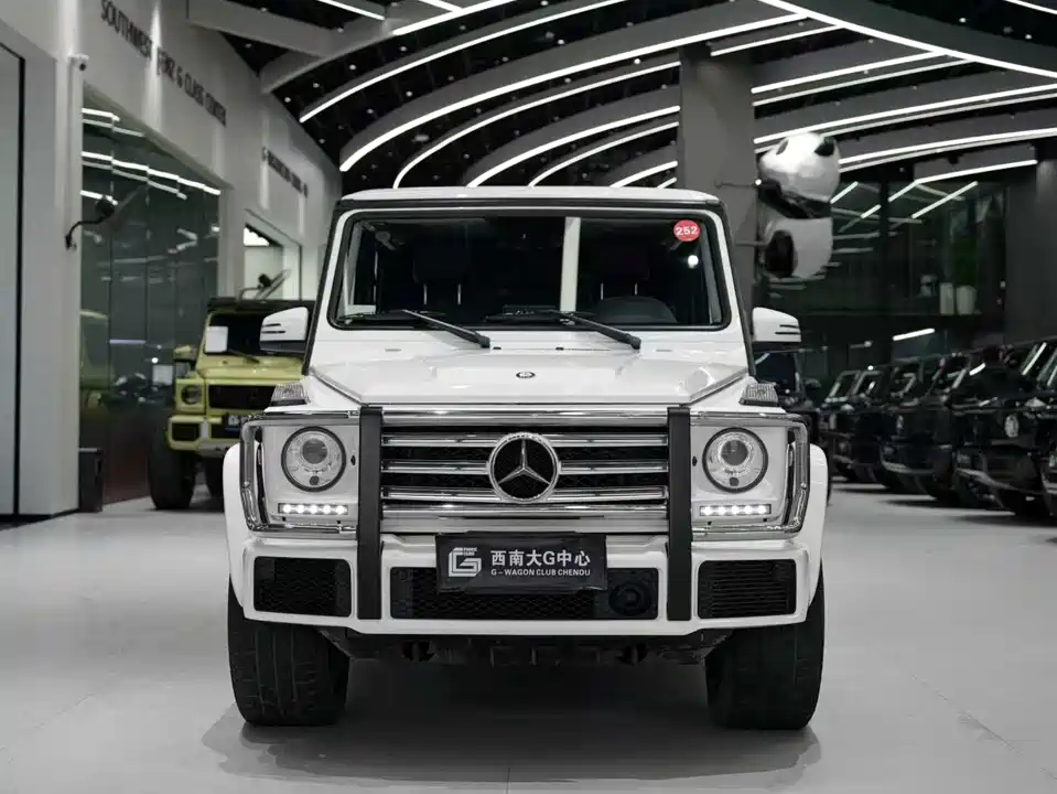 Mercedes-Benz G-class