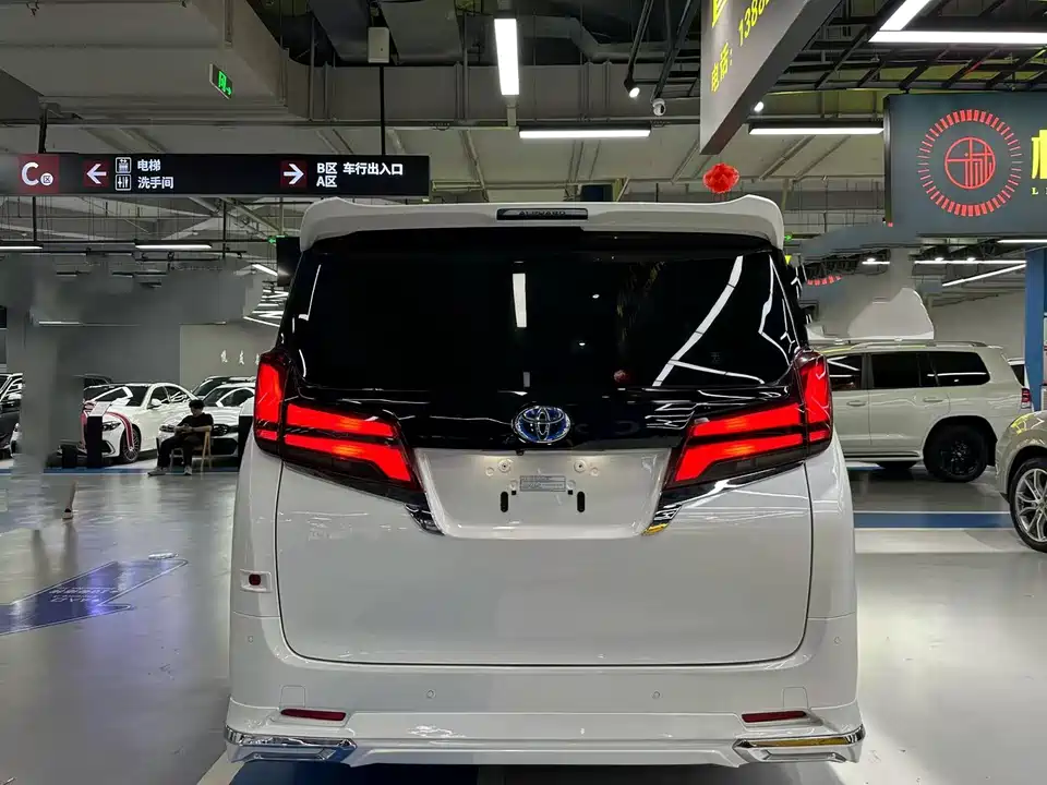 Toyota Elfa Toyota Elfa