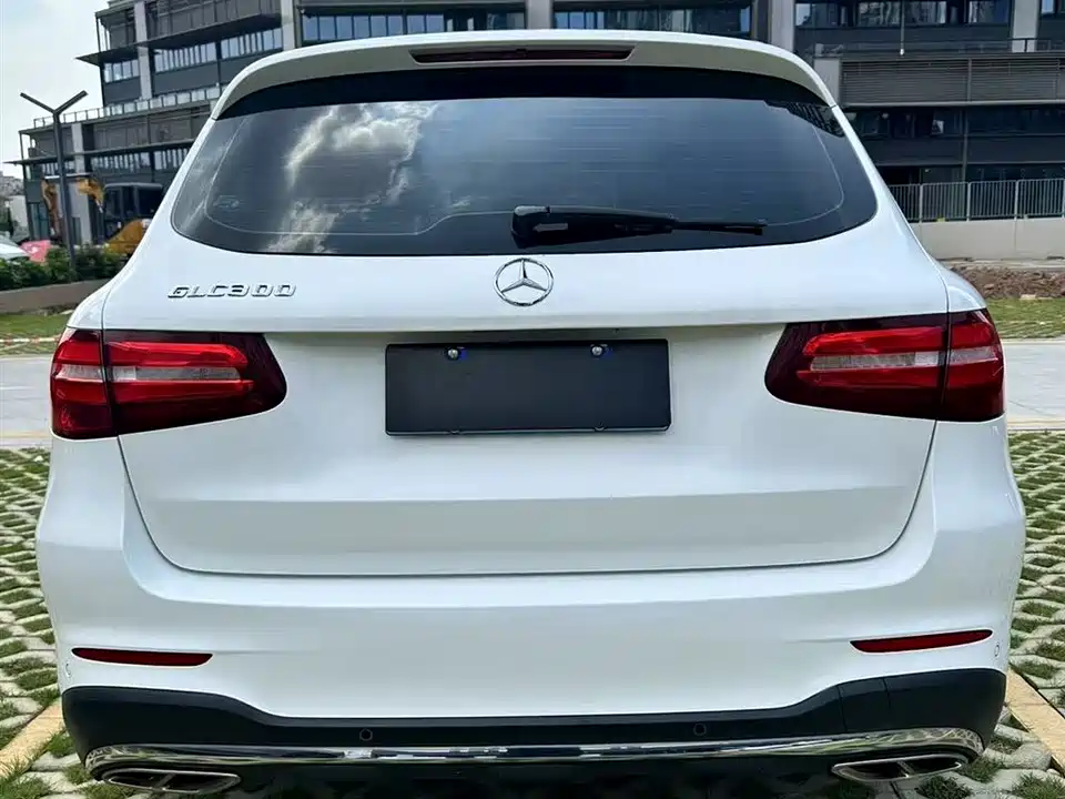 Mercedes-Benz GLC Mercedes-Benz GLC