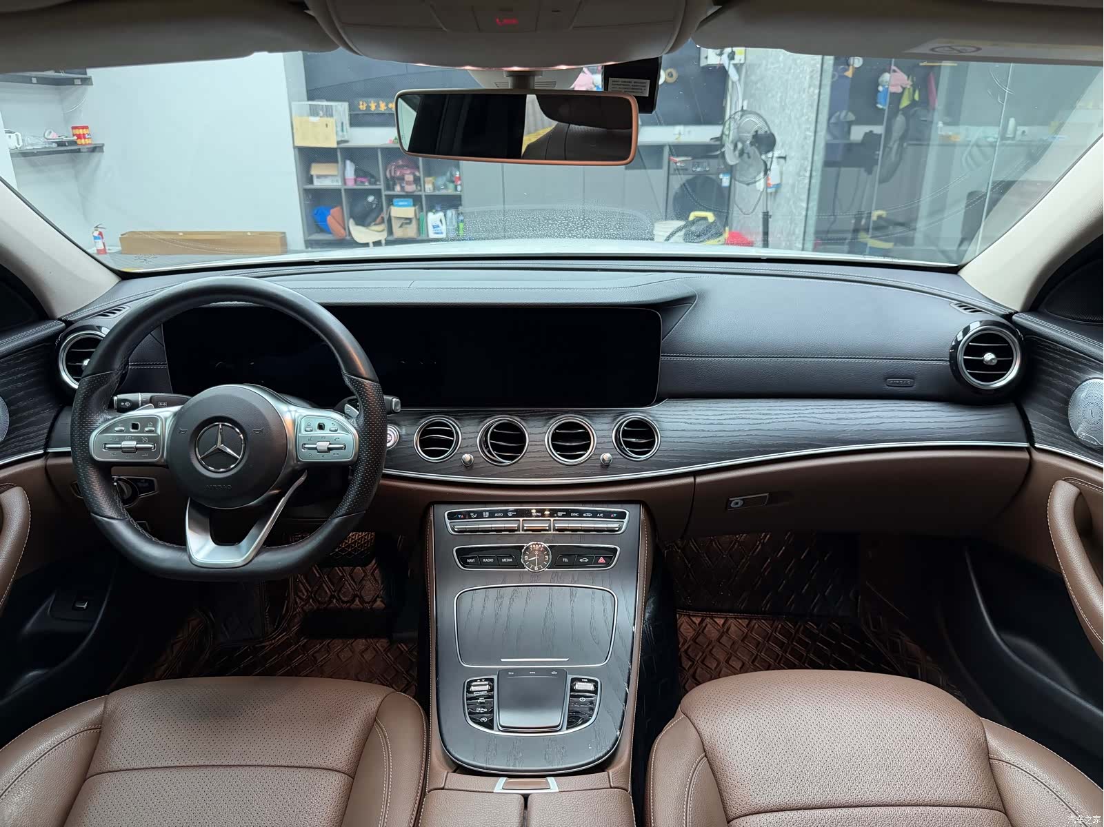 Mercedes-Benz E-Class, 2020 6