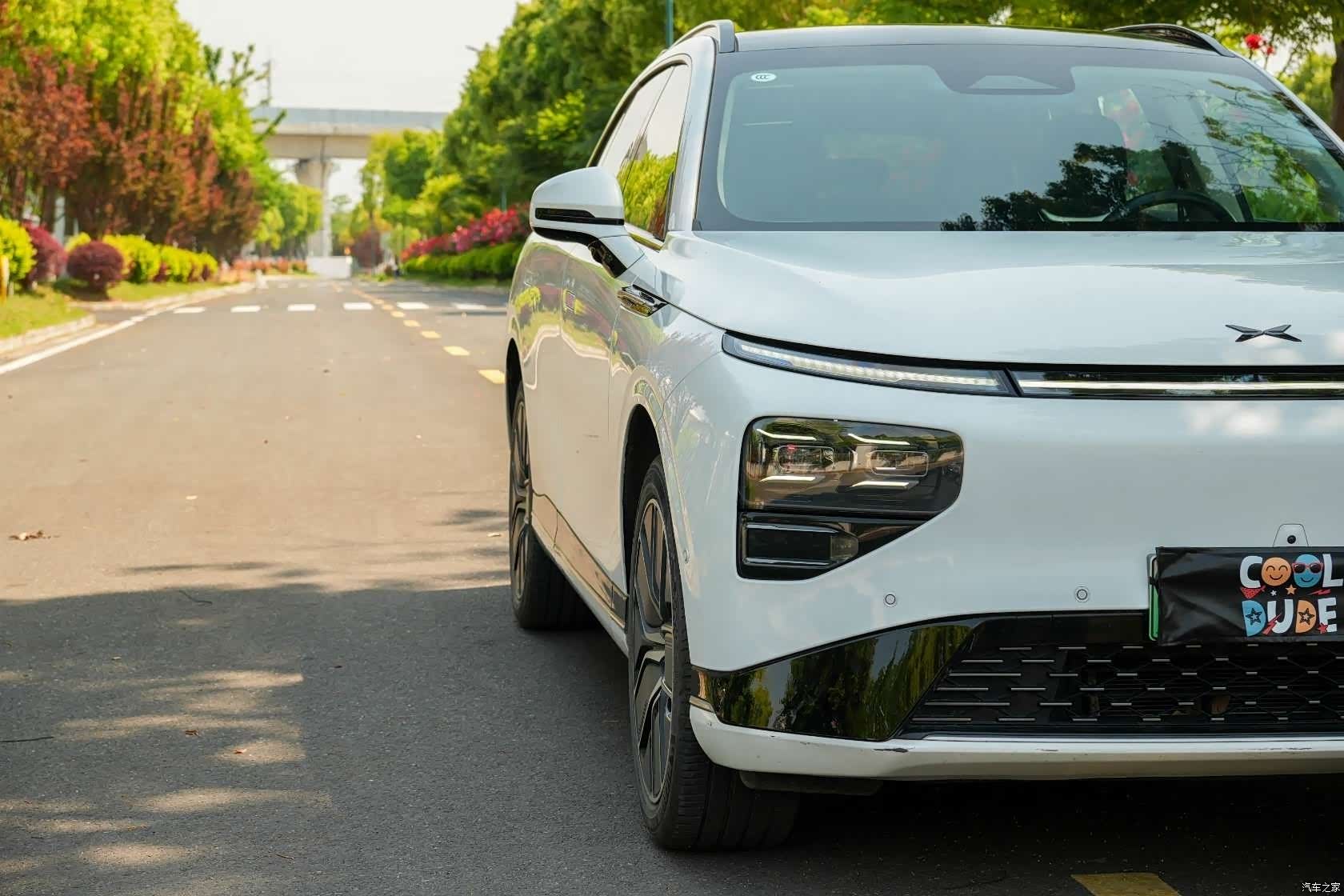 Xpeng G9, 2022 8