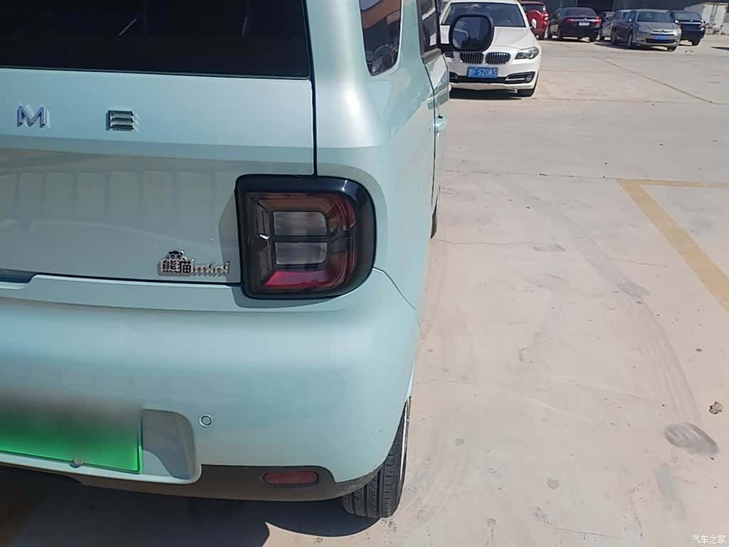 Geely Panda, 2025 8