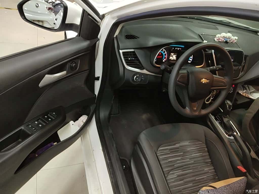 Chevrolet 320, 2019 16