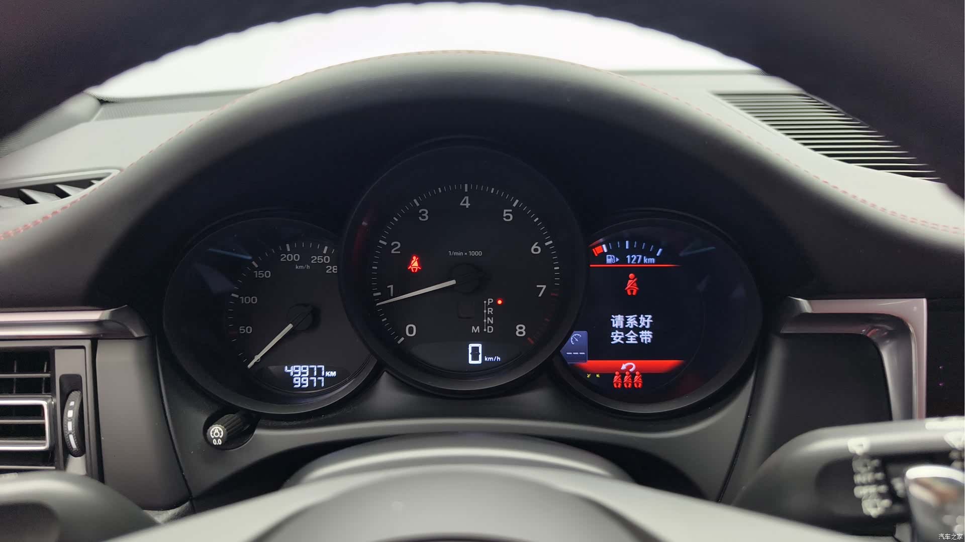Porsche Macan, 2022 9