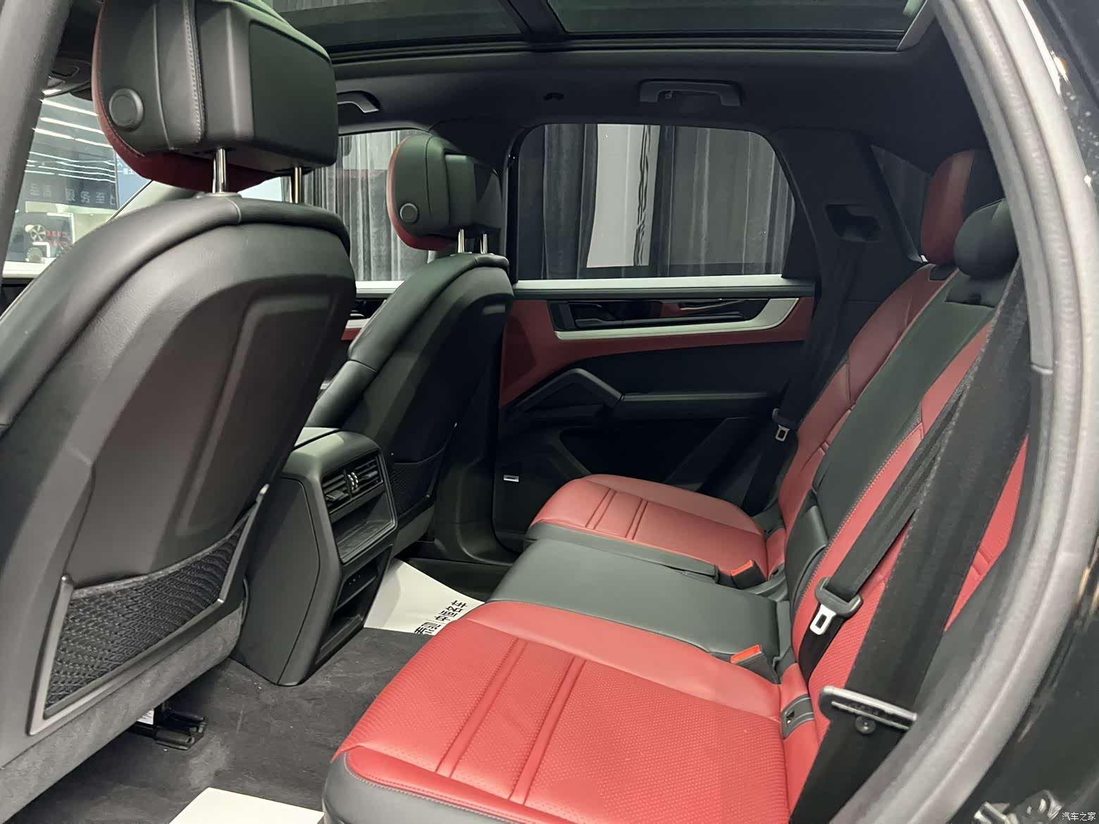 Porsche Cayenne, 2025 8