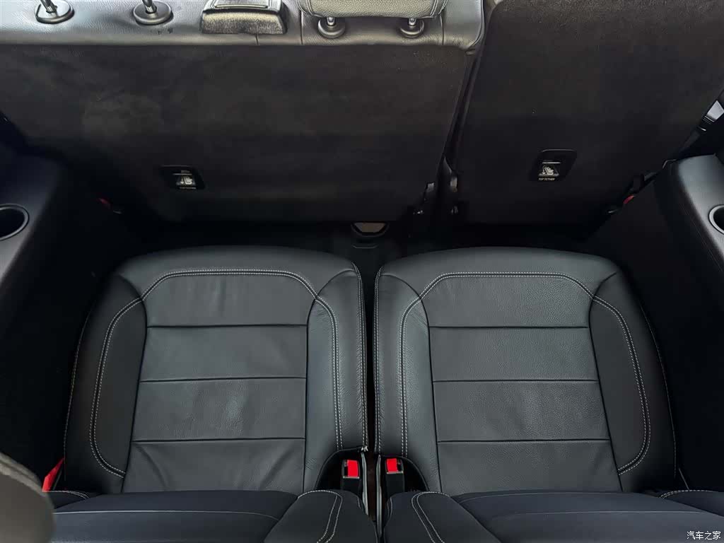 Mercedes-Benz GL-Class, 2020 23
