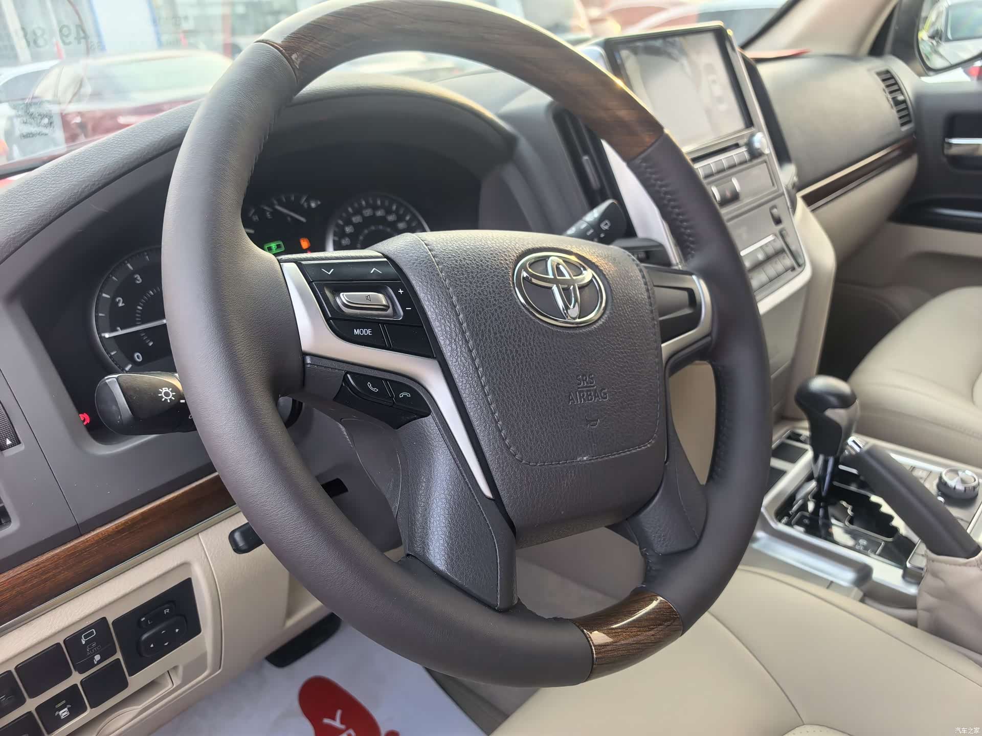 Toyota Land Cruiser, 2018 20
