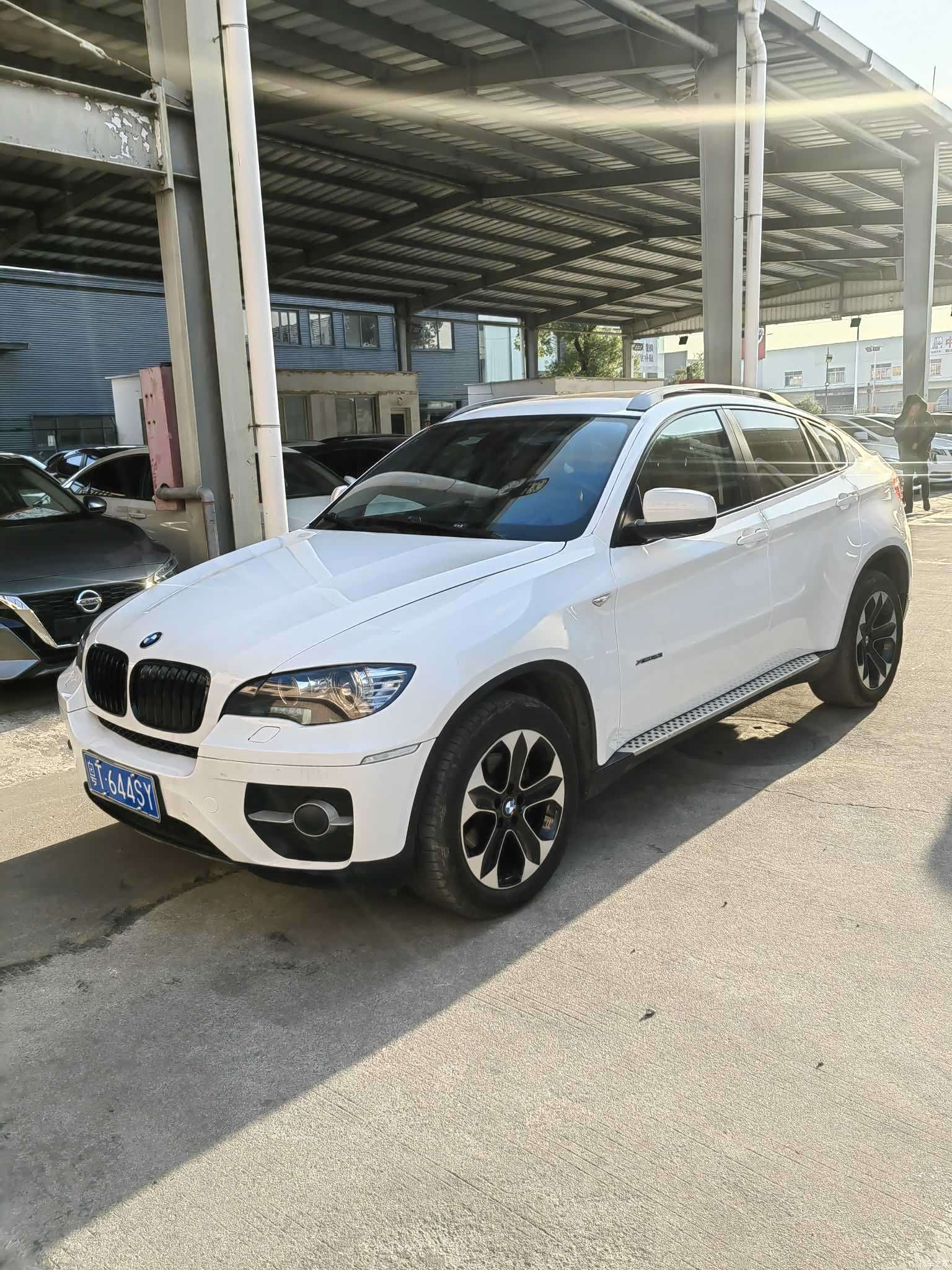 BMW X6, 2012 1