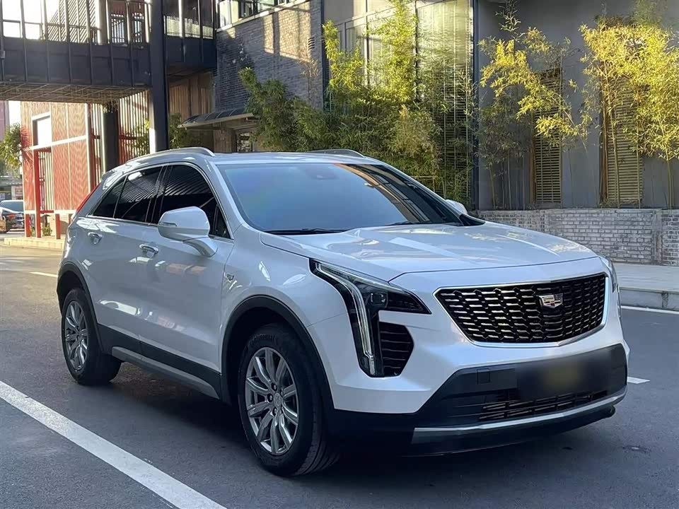 Cadillac XT4