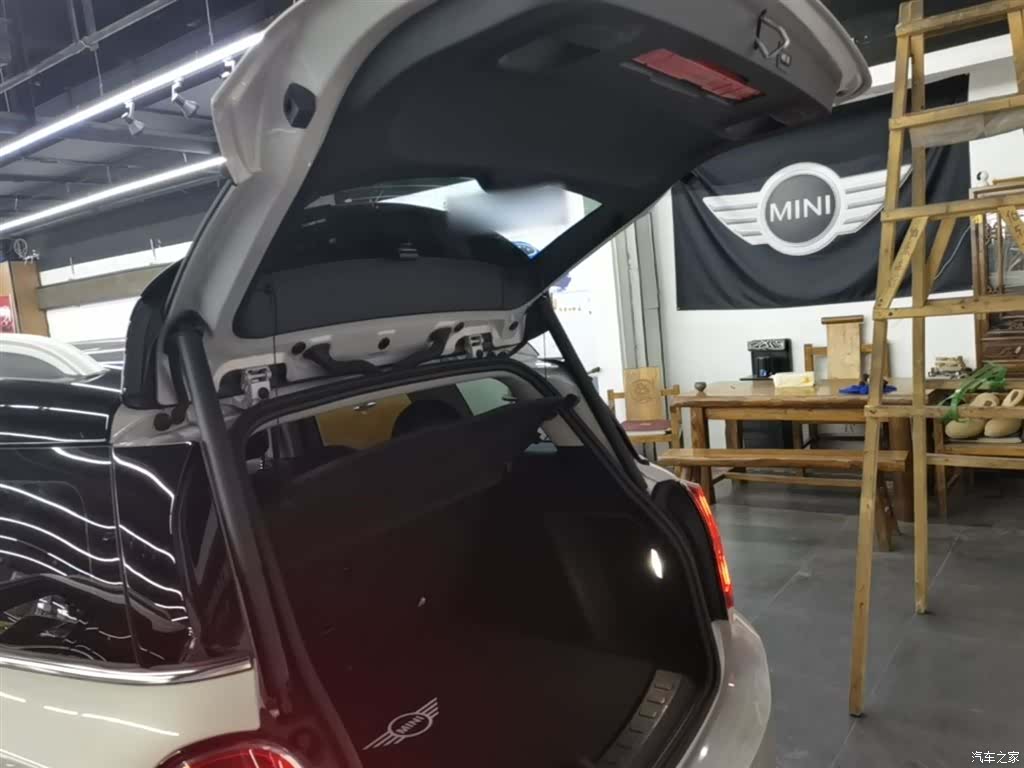 Mini Countryman, 2021 19