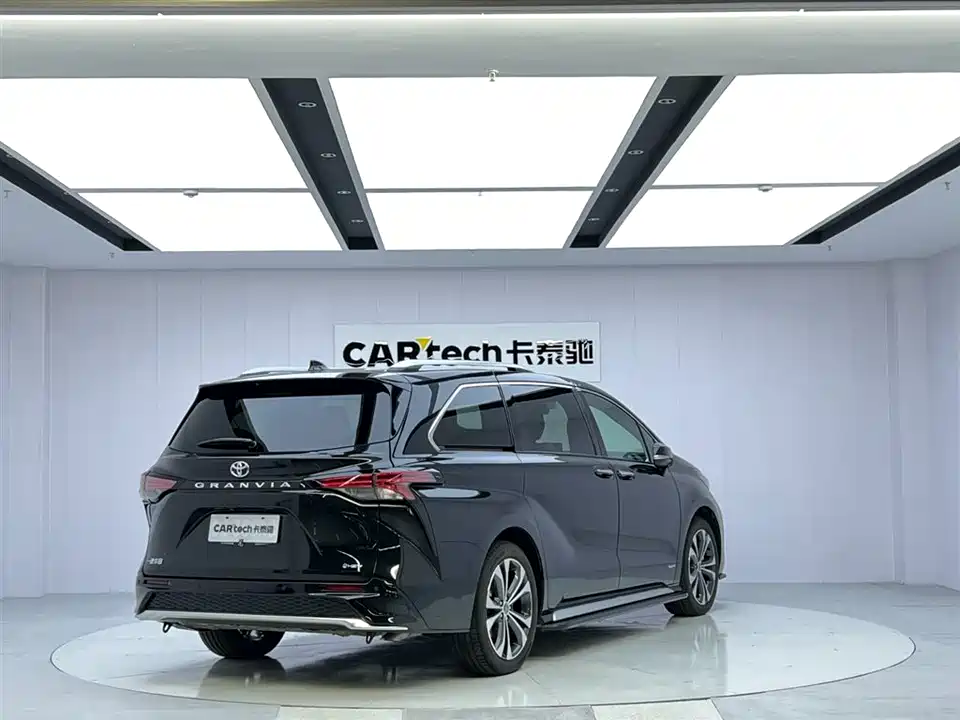 Toyota Grevia