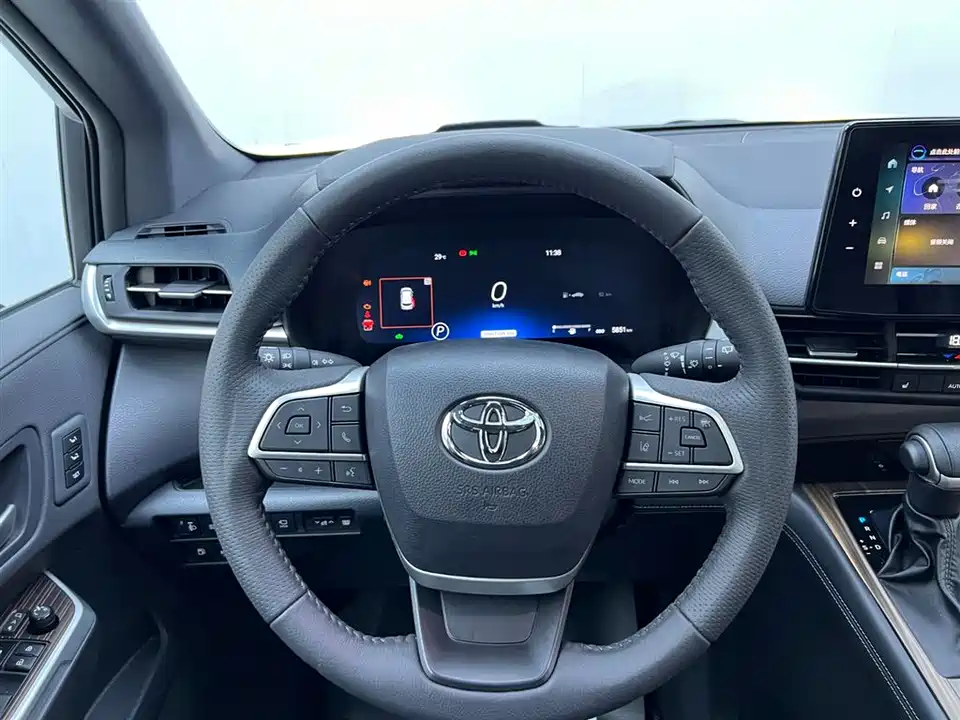 Toyota Grevia