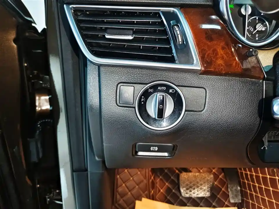 Mercedes-Benz M class Mercedes-Benz M class