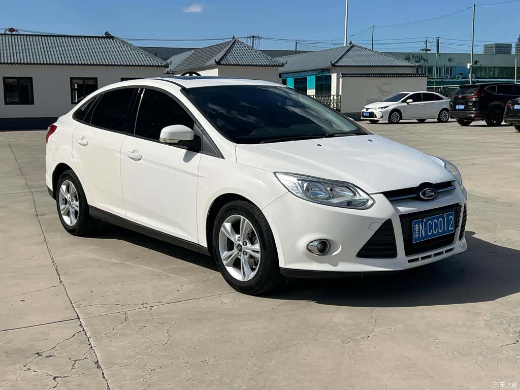 Ford Focus, 2012 7