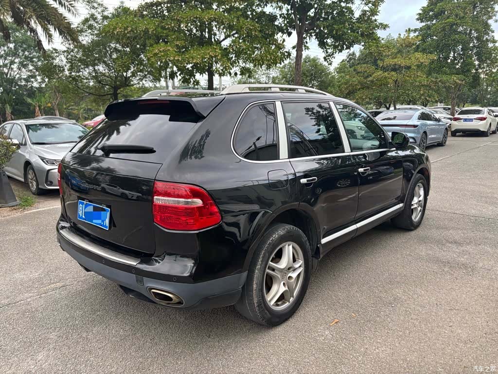 Porsche Cayenne, 2010 10