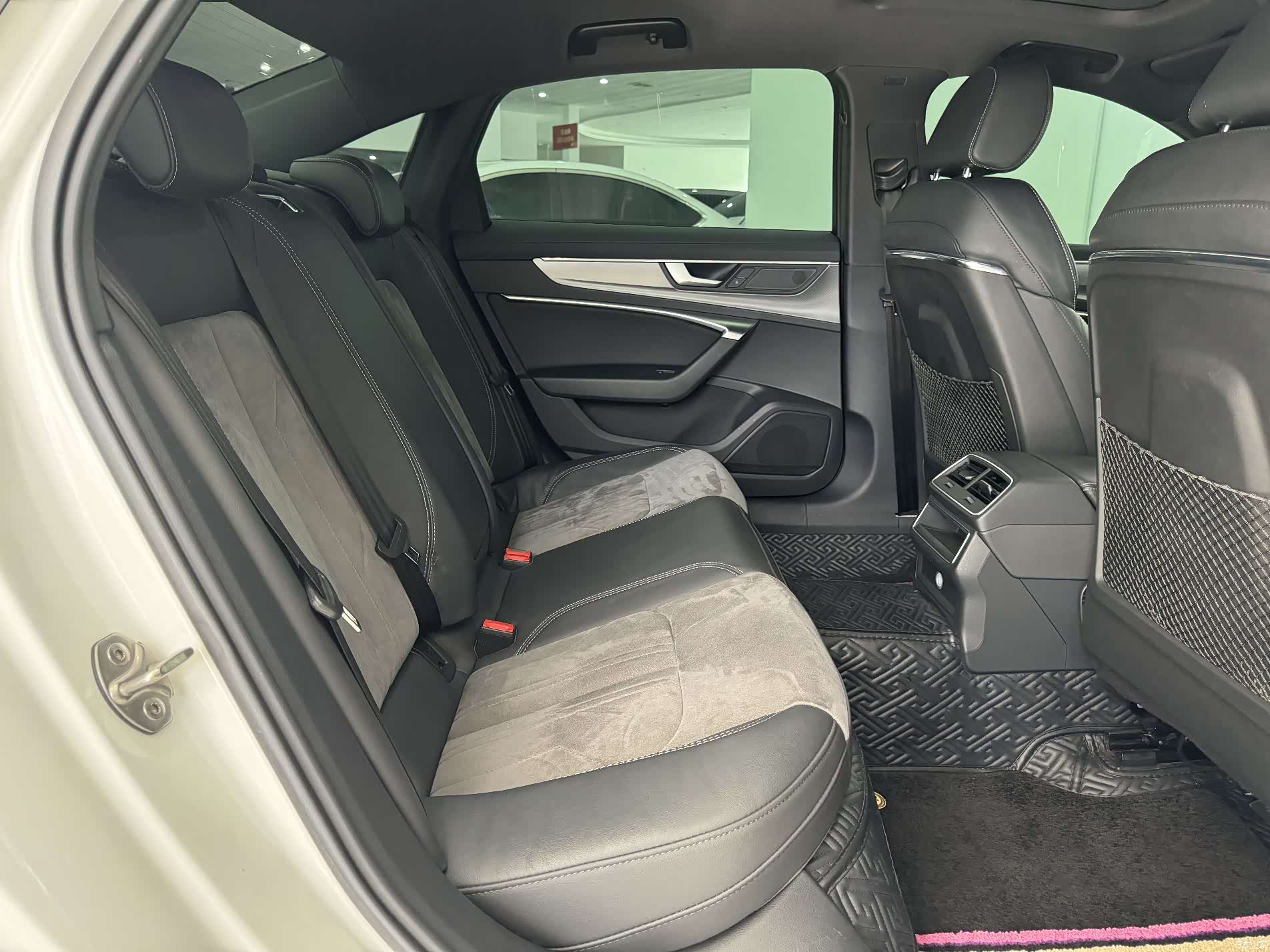 Audi A6L, 2020 10