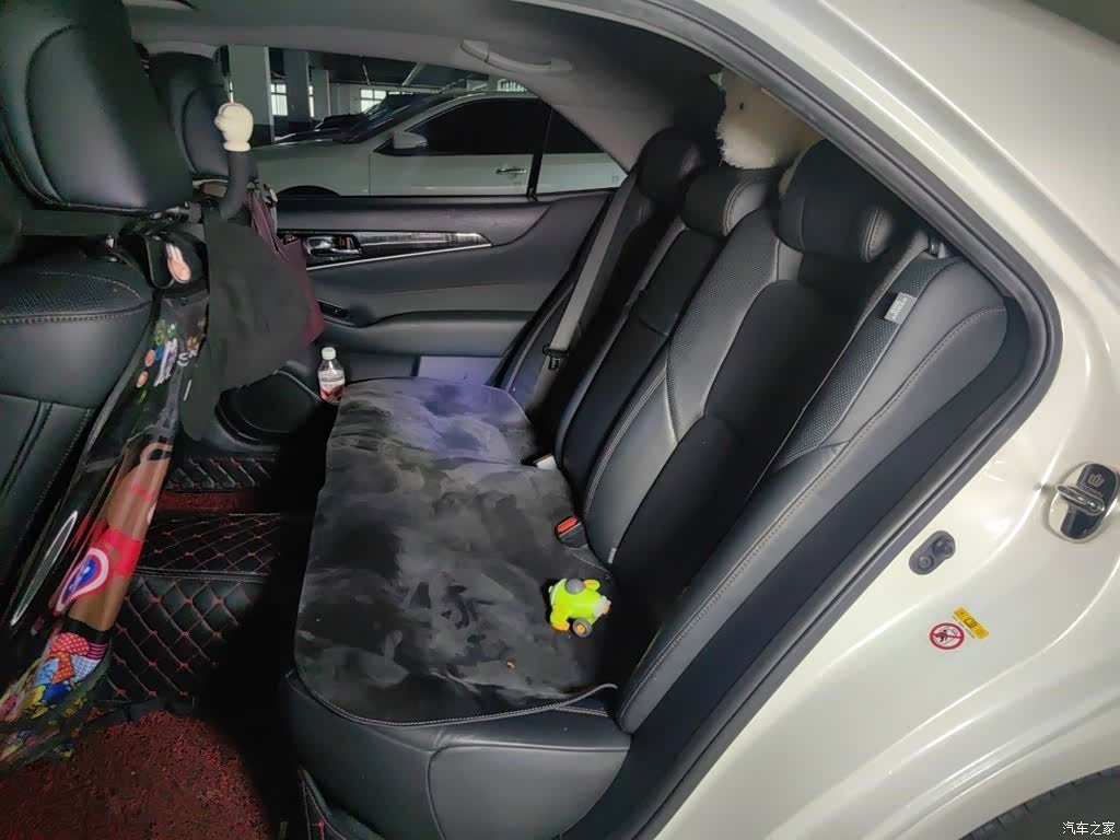 Toyota Crown, 2016 15