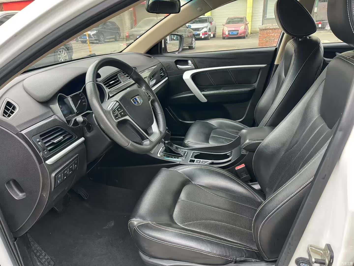 Geely Emgrand, 2017 4