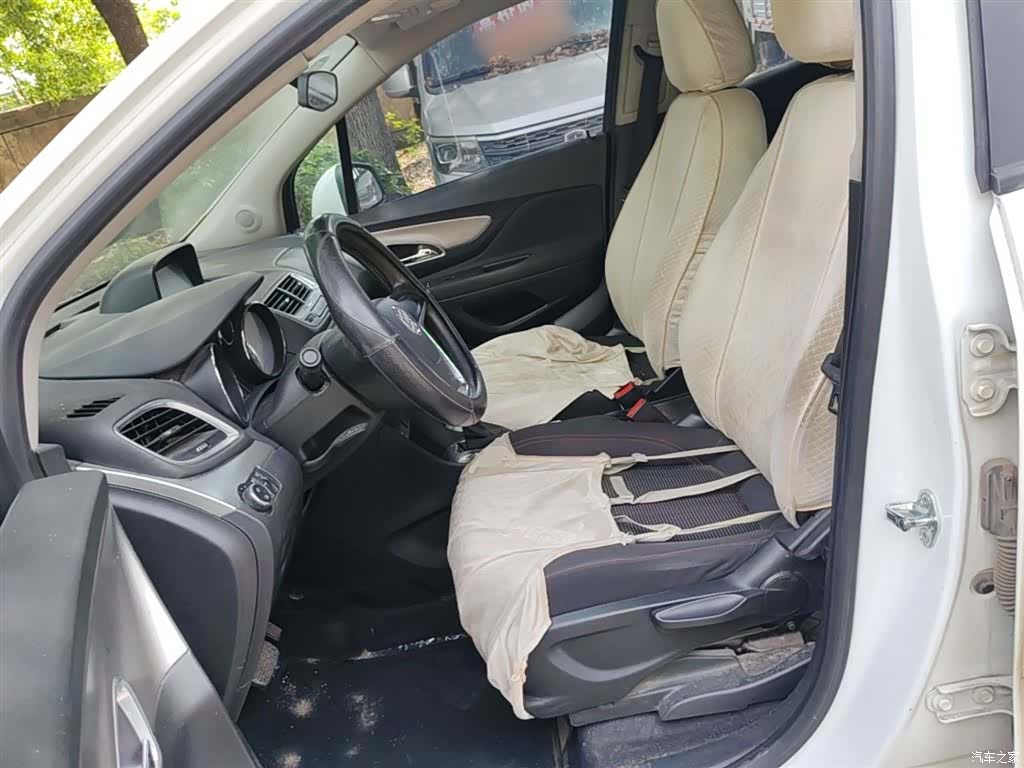 Buick Encore, 2015 15
