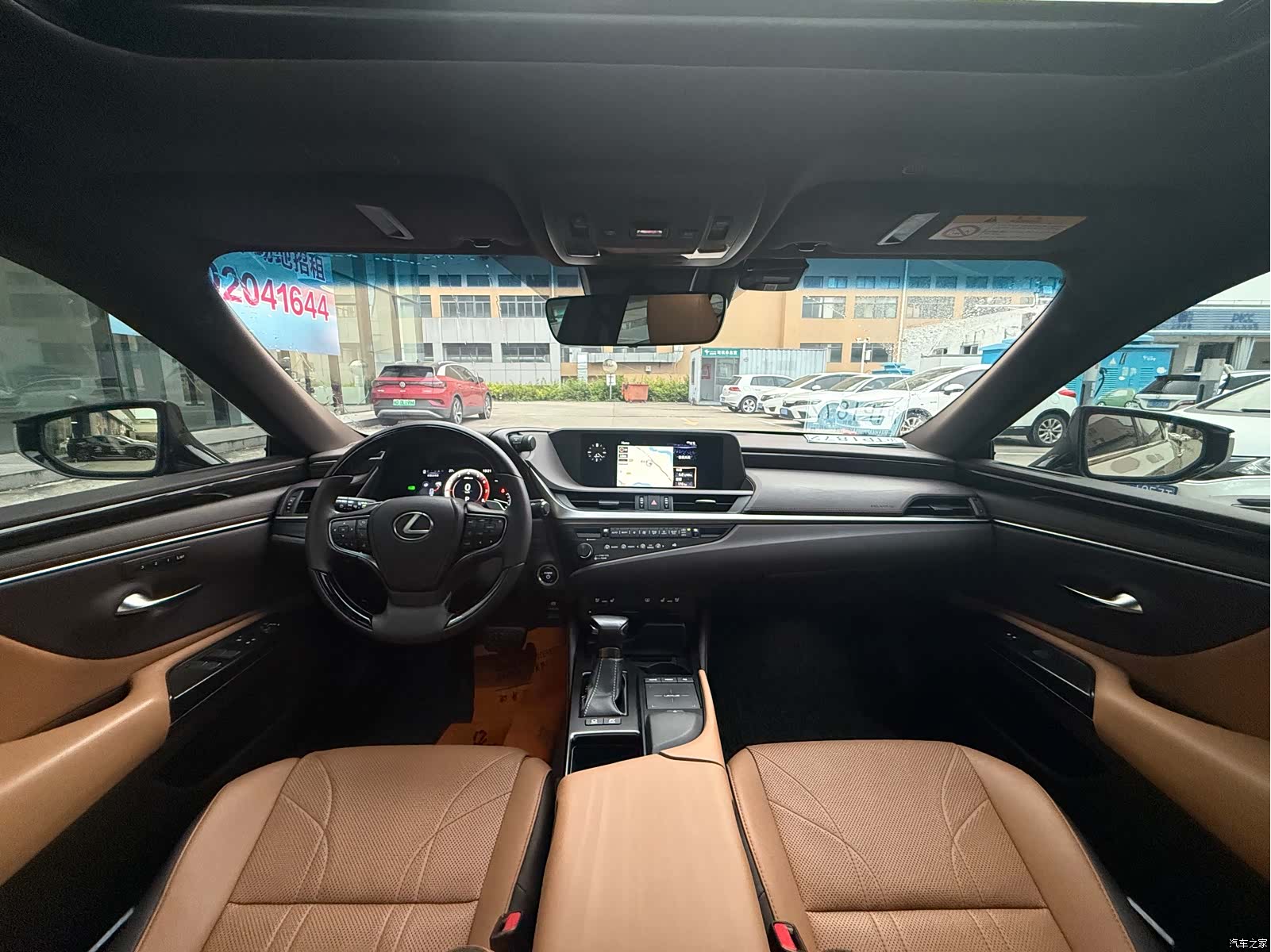 Lexus ES, 2019 7