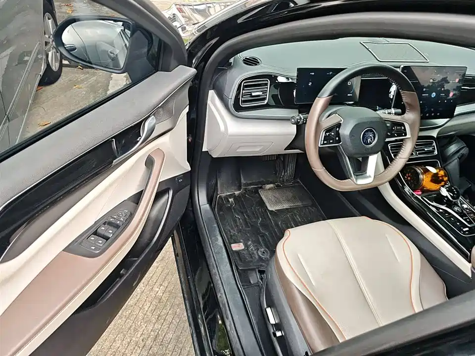 BYD Qin Yuan