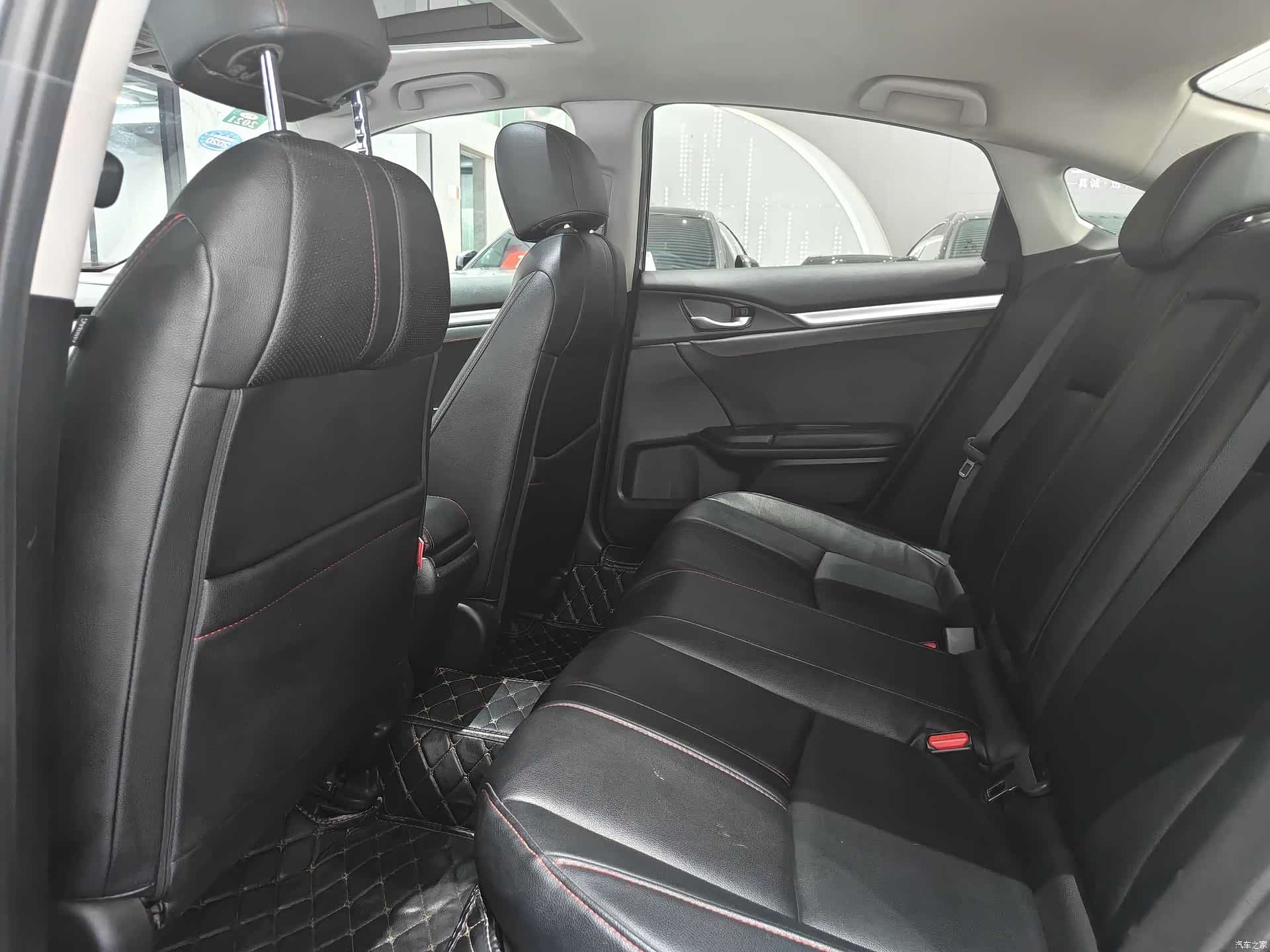 Honda Civic, 2017 11