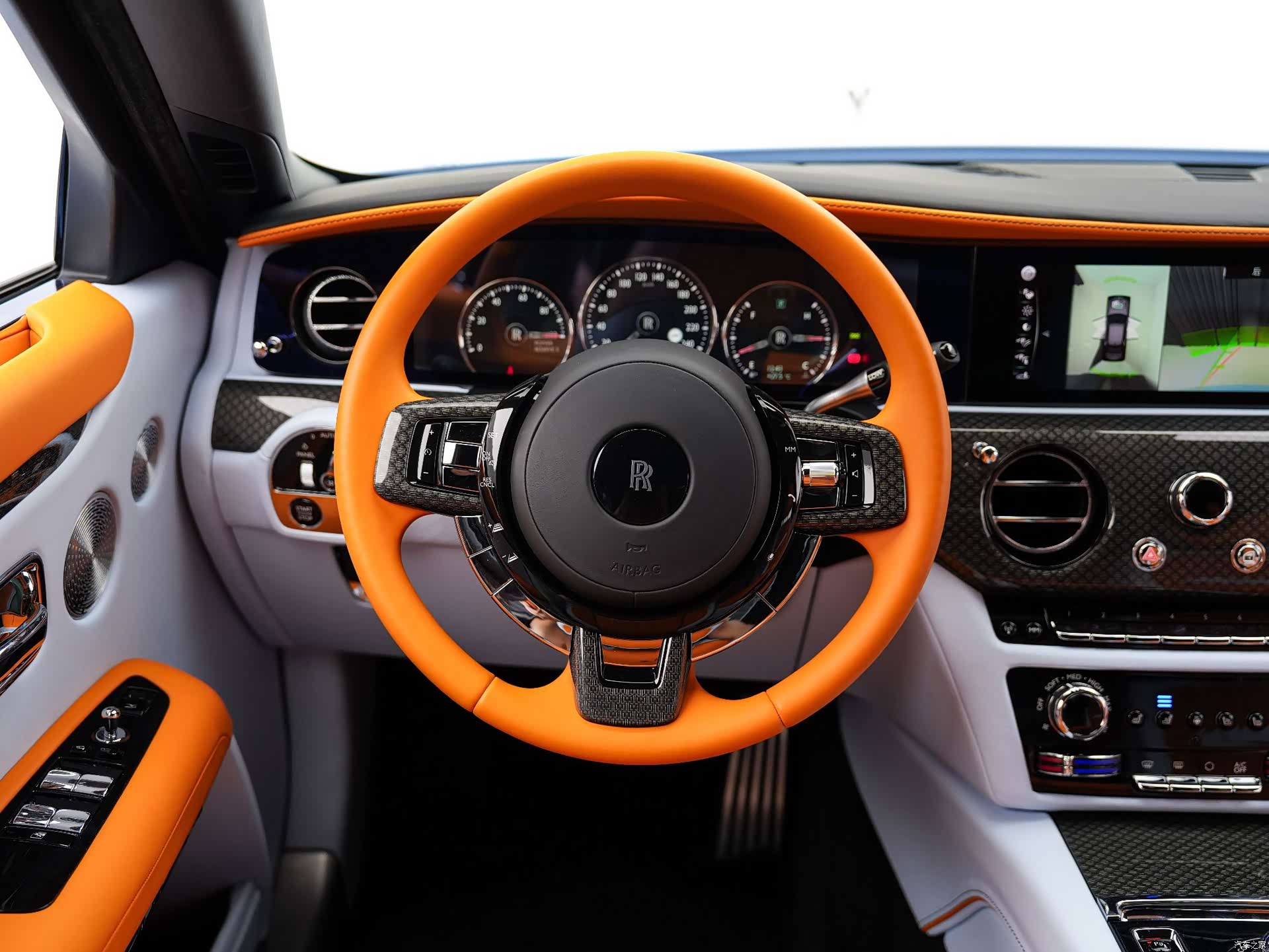 Rolls-Royce Ghost, 2023 16