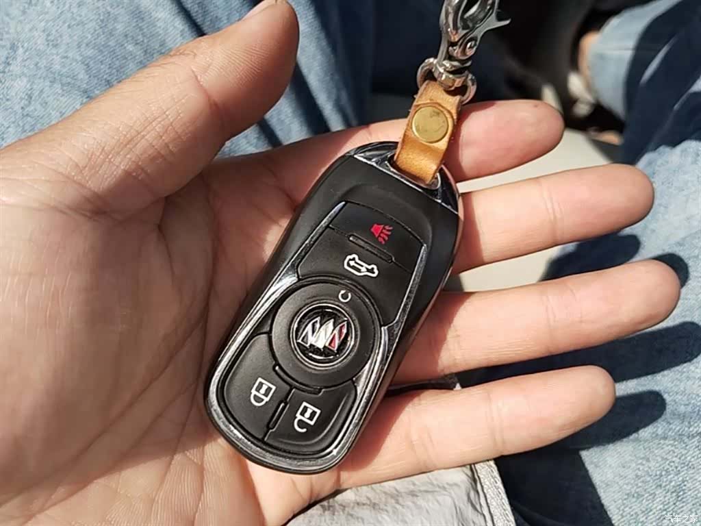 Buick GL8, 2022 9