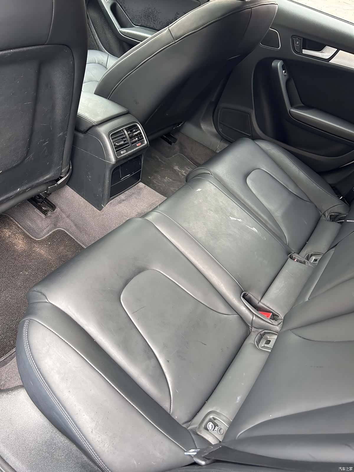 Audi A4L, 2016 11