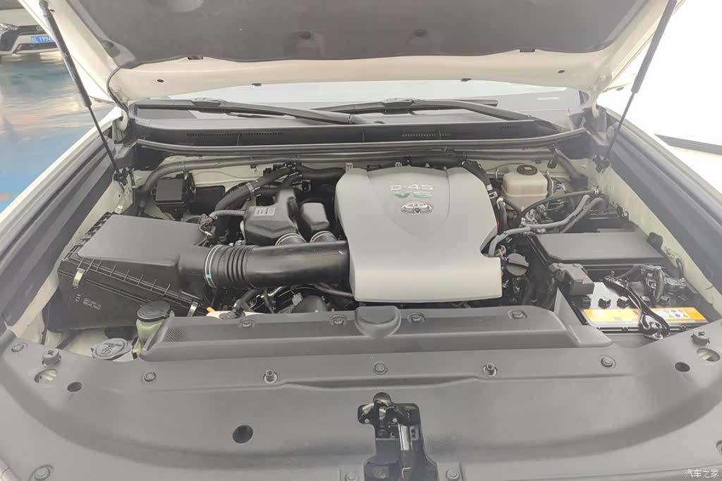 Toyota Prado, 2019 10