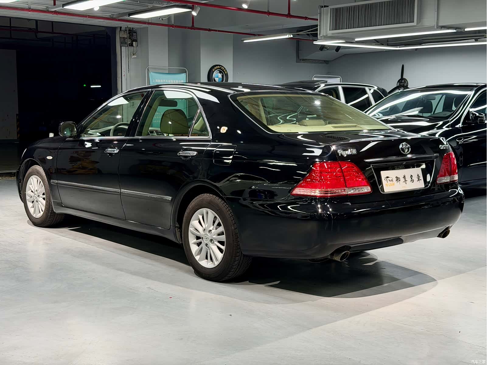 Toyota Crown, 2006 все фото