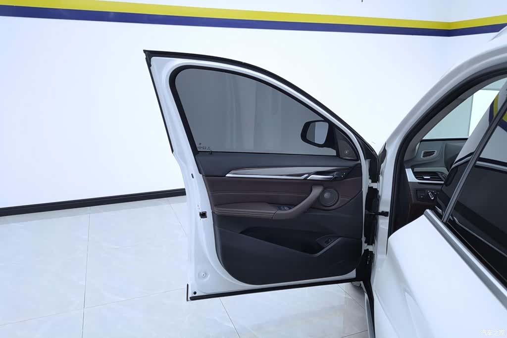 BMW X1, 2023 7