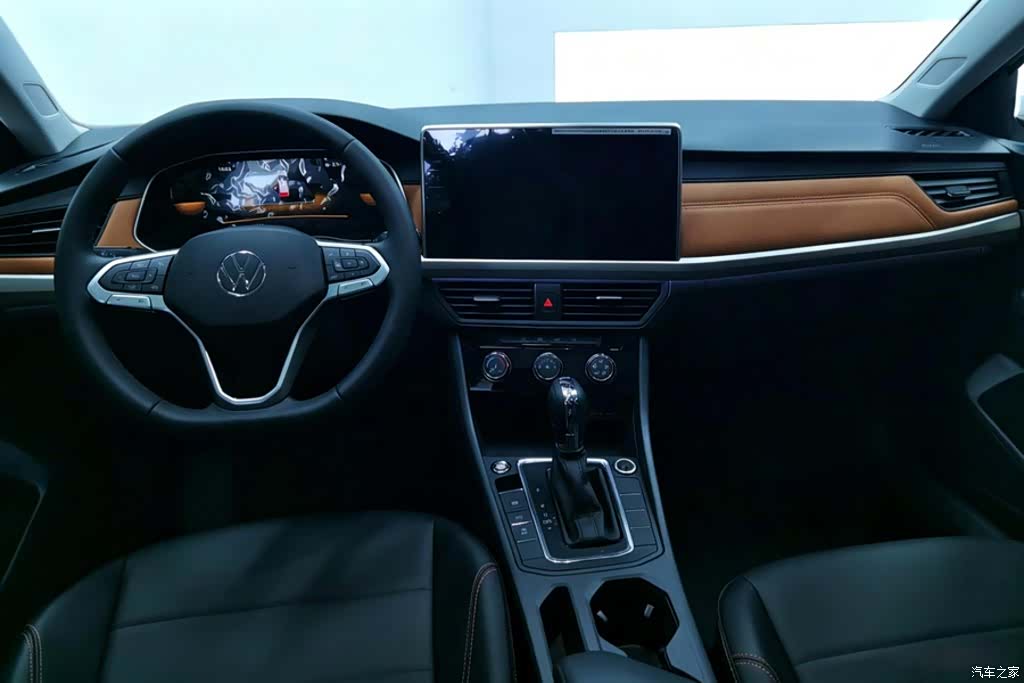 Volkswagen Bora, 2025 12