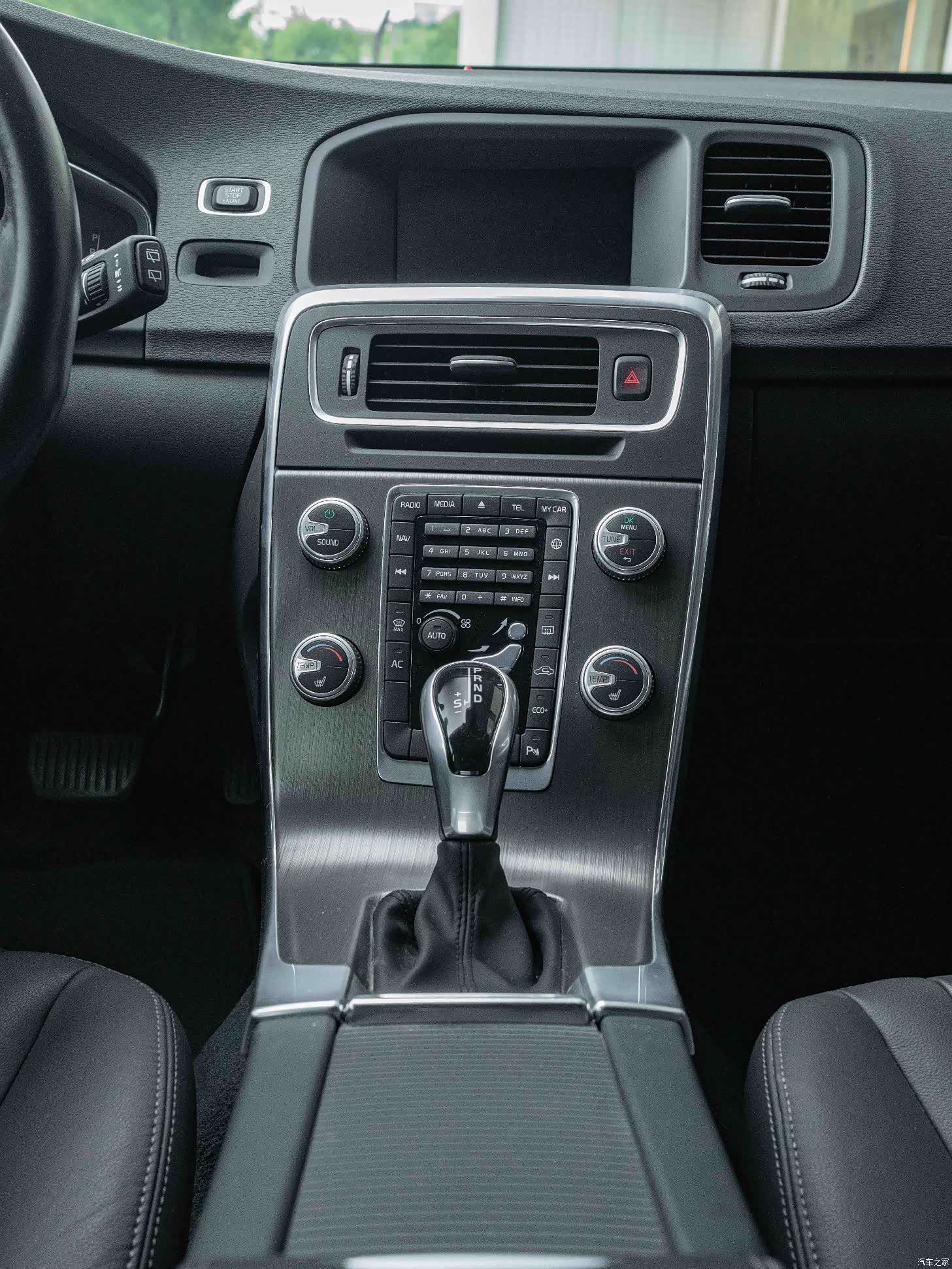Volvo V60, 2016 16