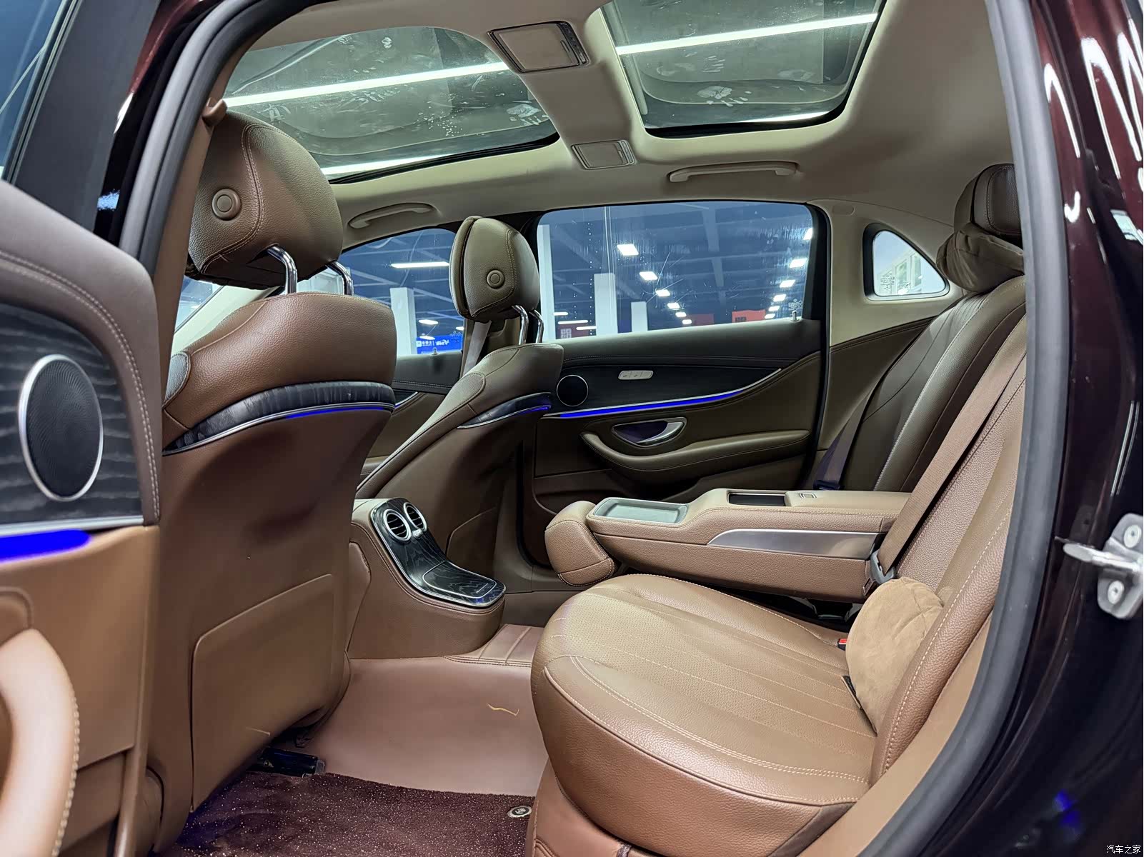 Mercedes-Benz E-Class, 2022 все фото