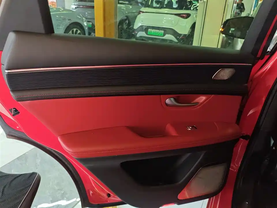 HarmonyOS Ask the world M5