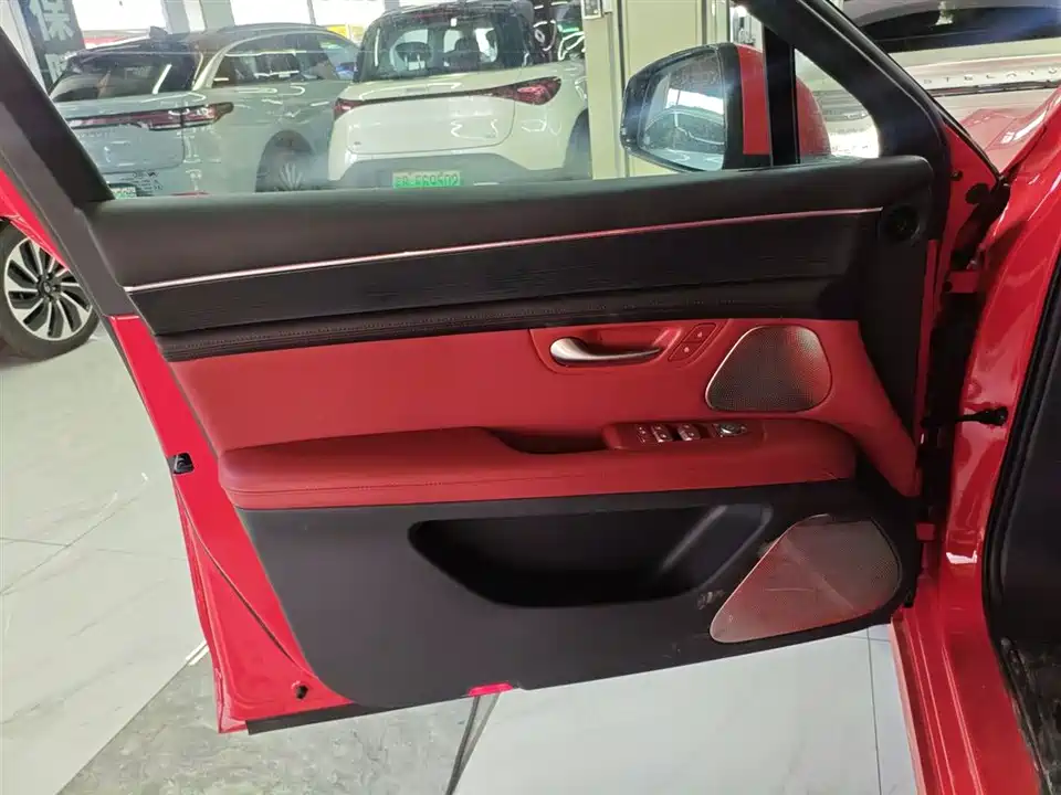 HarmonyOS Ask the world M5