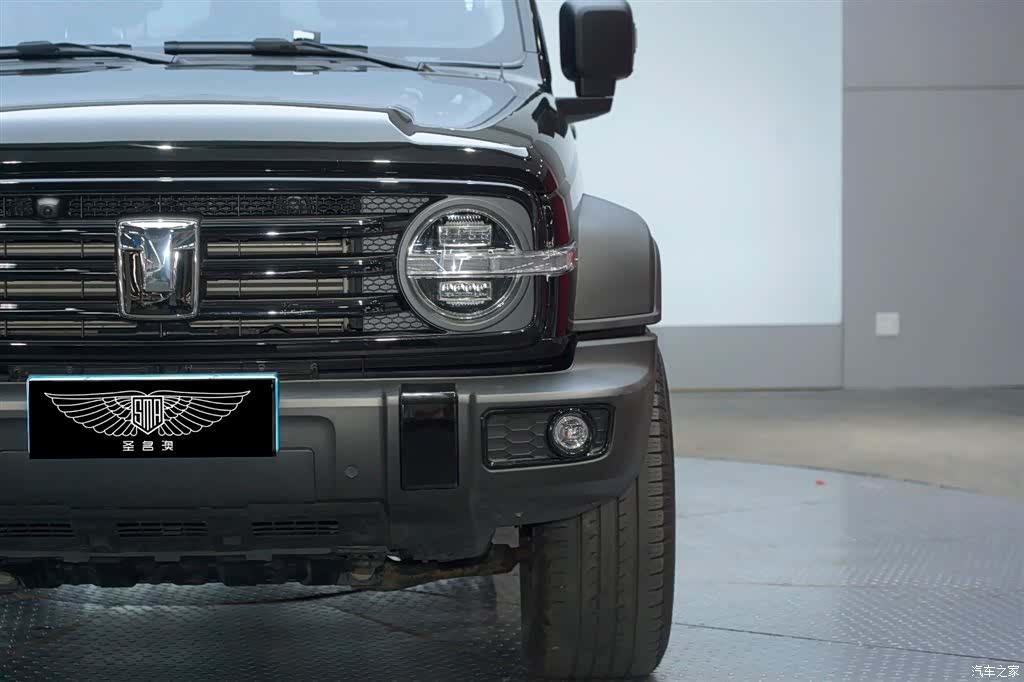 Tank 300, 2024 6