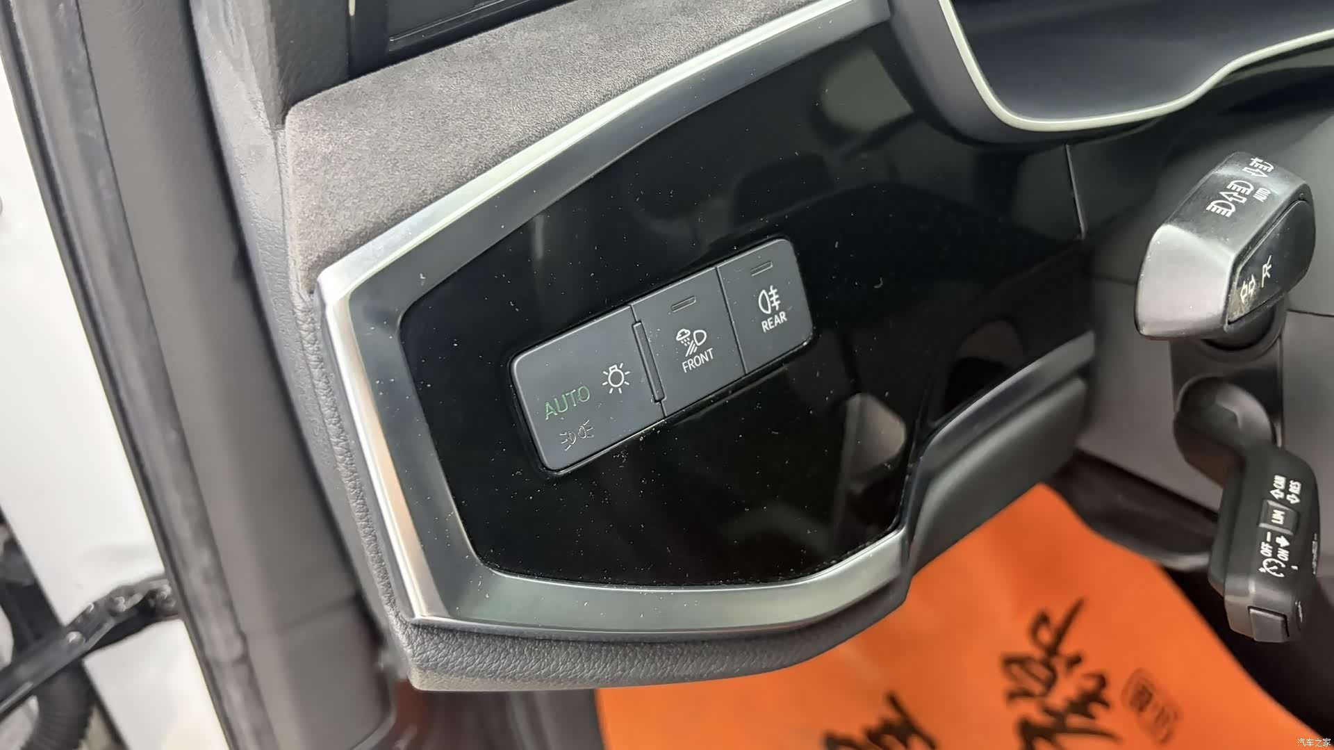 Audi Q3, 2022 8