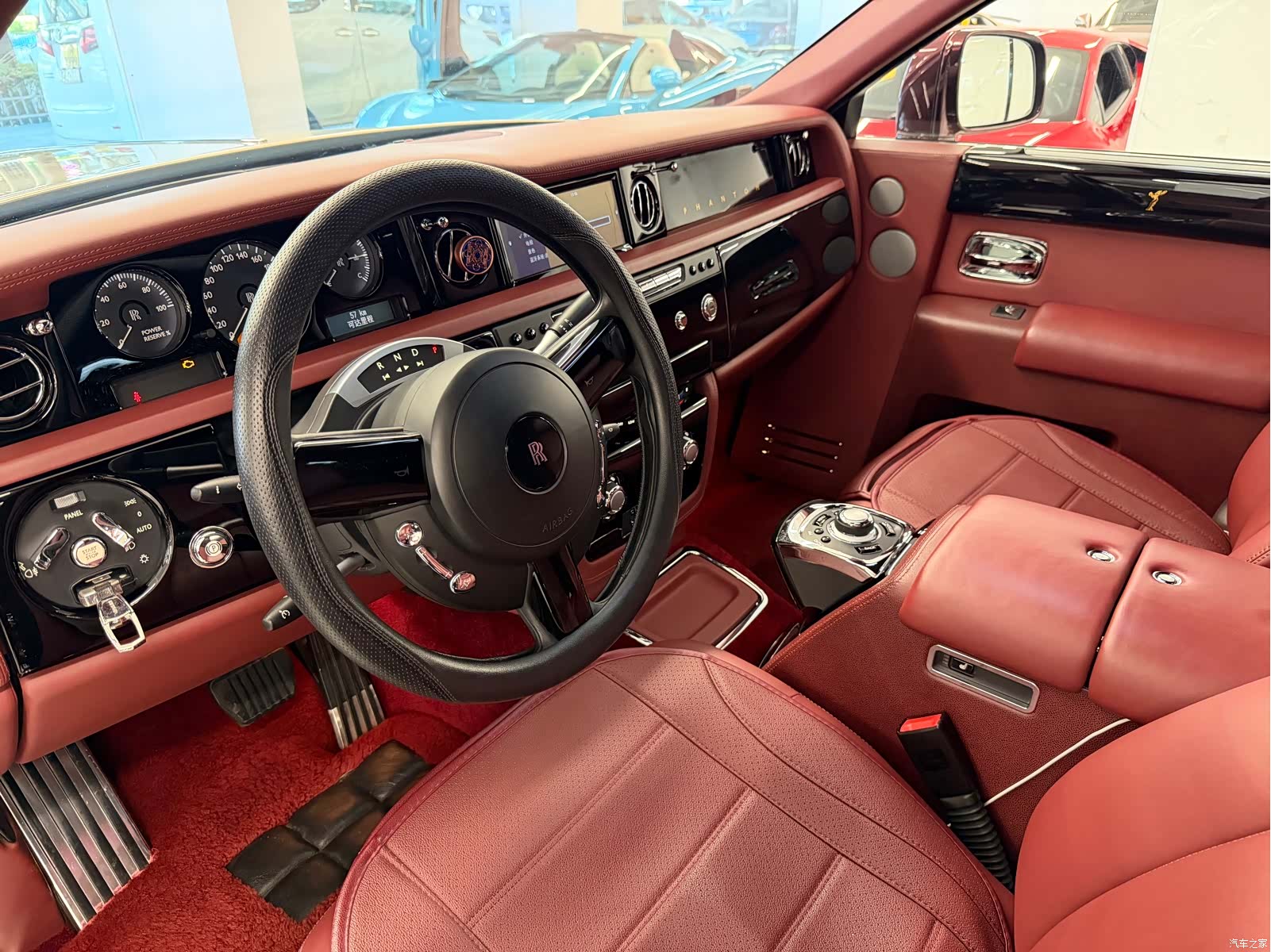 Rolls-Royce Phantom, 2014 4
