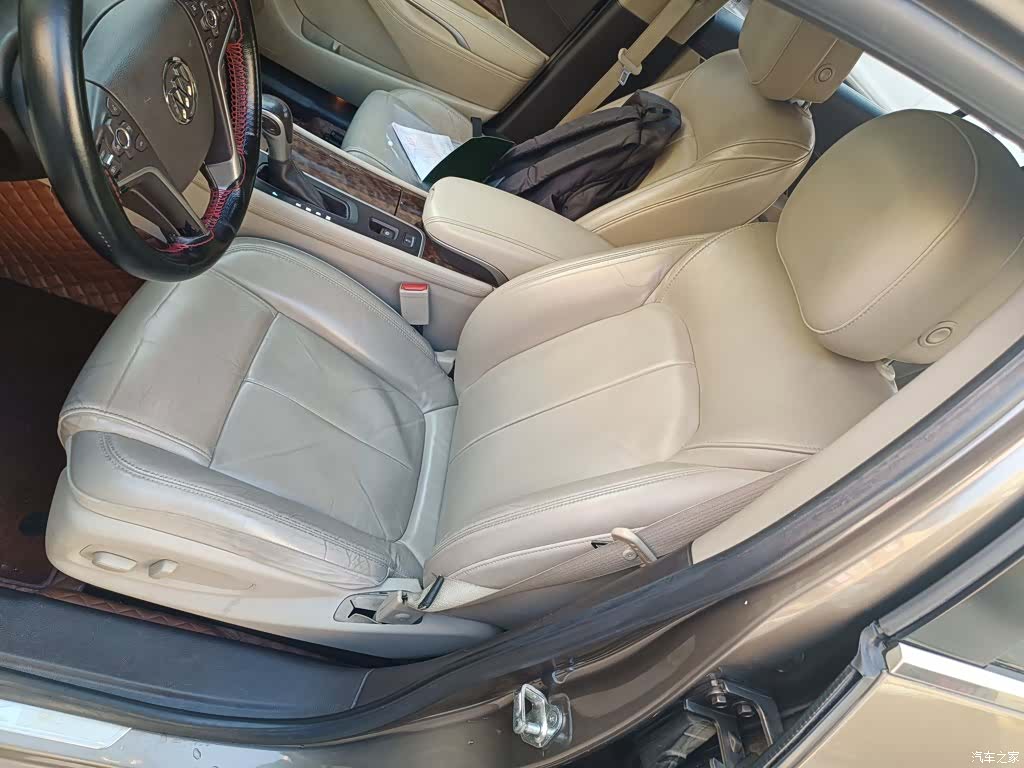 Buick LaCrosse, 2015 12