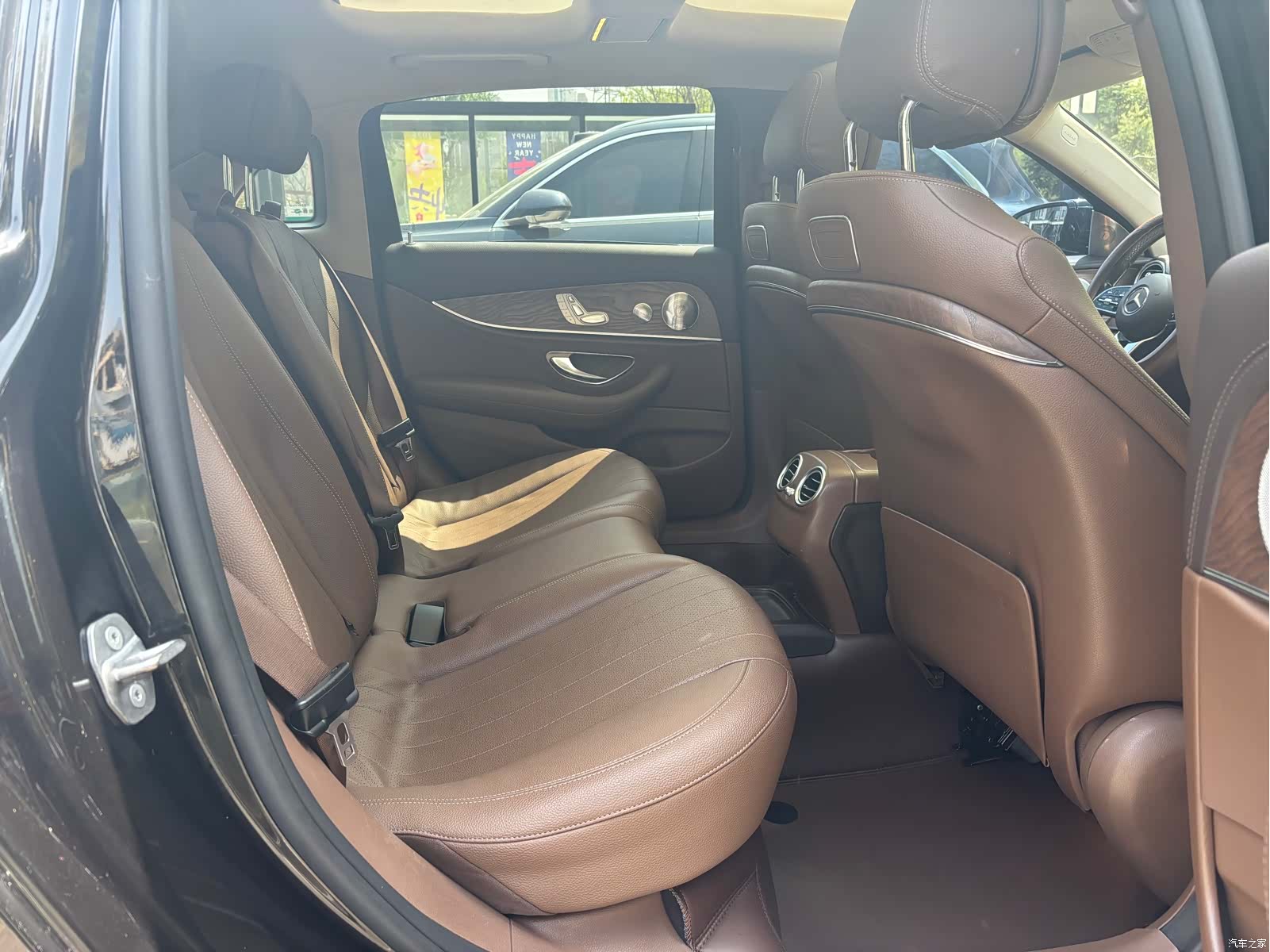 Mercedes-Benz E-Class, 2019 11