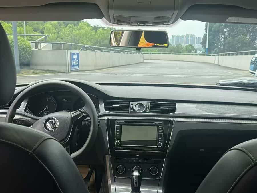 Volkswagen Passat 2016, фото 5