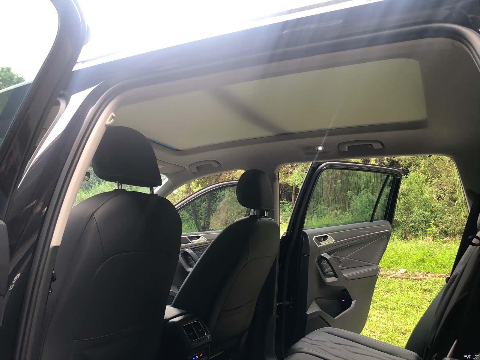 Volkswagen Tiguan L, 2022 8